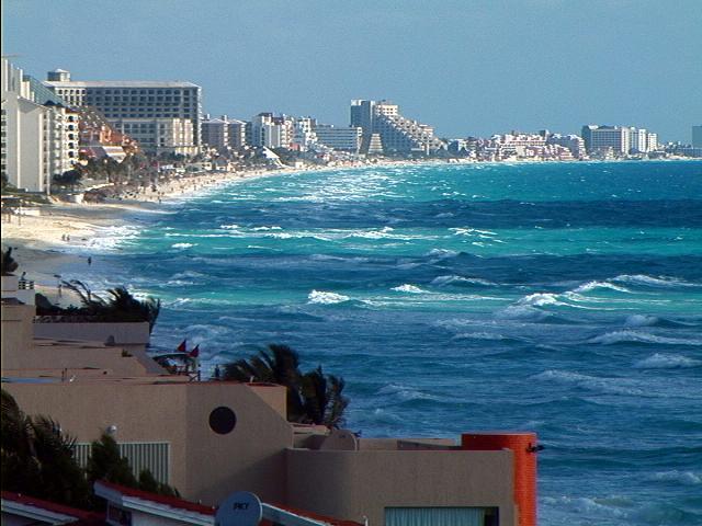 Cancún y su historia Cancún y su historia