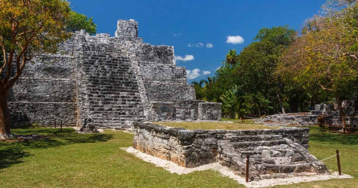 Sitios arqueológicos en Cancún