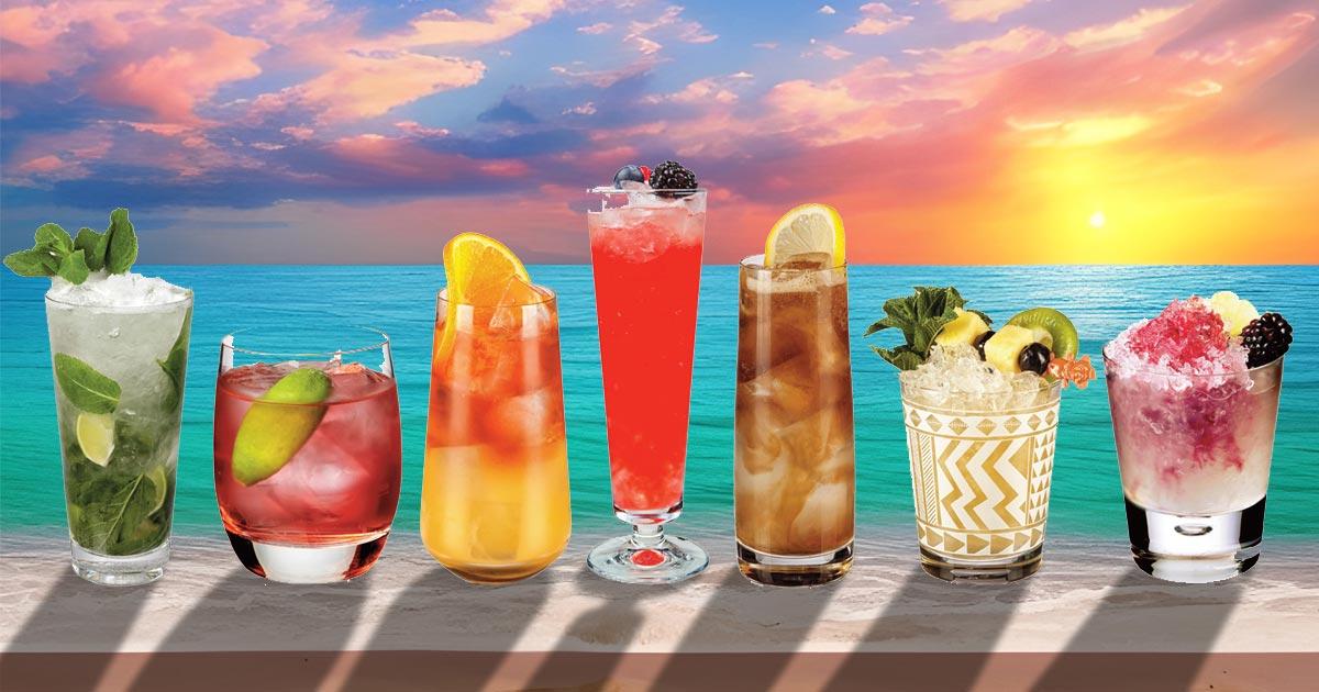 Bebidas para pedir en la playa y transportarte al paraiso