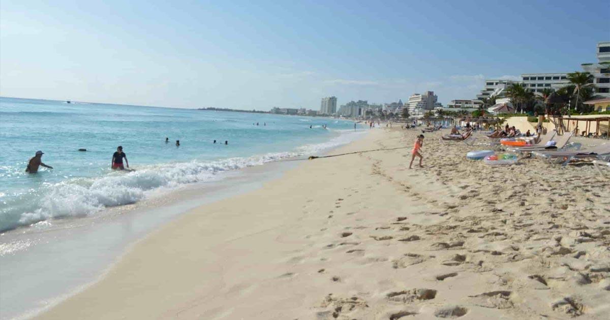 Disfruta las playas de Cancún entre arena y aguas turquesas Disfruta las playas de Cancun entre arena y aguas turquesas