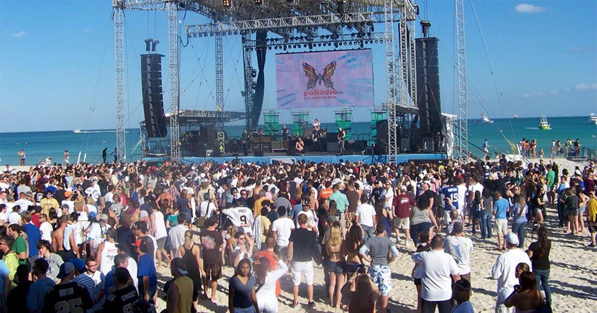Riviera Maya Jazz Festival: Sinfonía Tropical Inolvidable Riviera Maya Jazz Festival Sinfonia Tropical Inolvidable