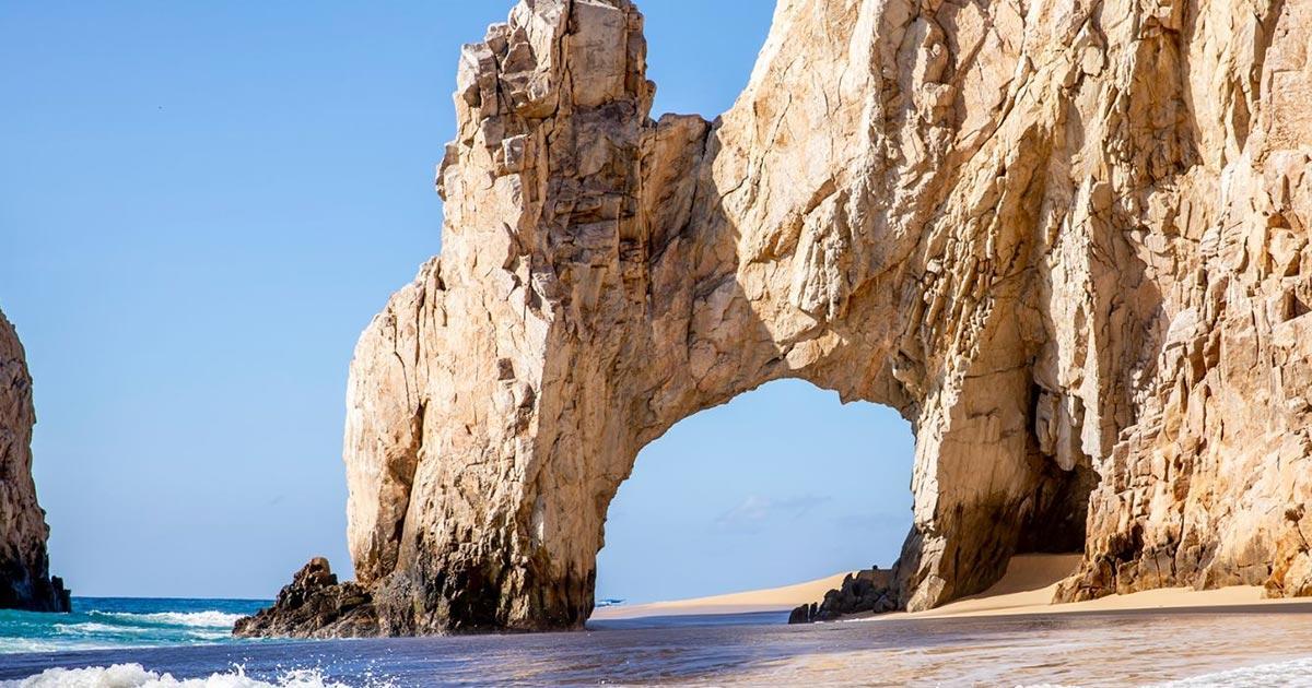 Visit the amazing "El Arco de Cabo San Lucas"