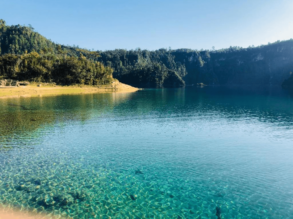 Conoce el parque natural y lago Tziscao, Chiapas