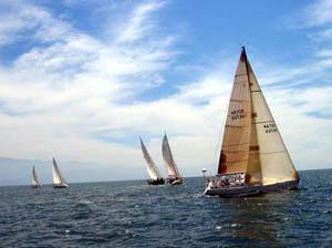 Velero al Atardecer en Puerto Vallarta