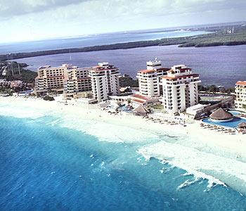 beach-hotels-cancun.jpg